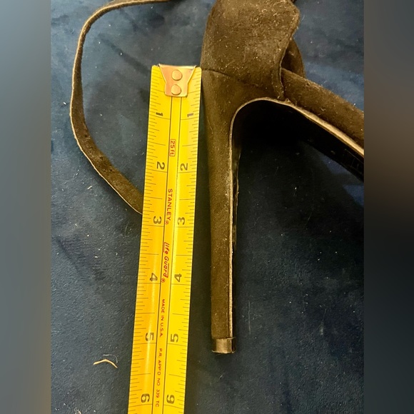 PrettyLittleThing Black Suede Ankle Strap Heels - Picture 3 of 4